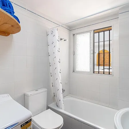Almunecar,2 Bedroom By The Apartamento